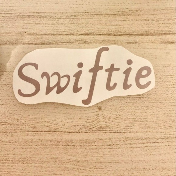 TAYLOR SWIFT Swiftie Vinyl Decal Sticker for Walls, laptops , Water Bottles - Picture 3 of 3